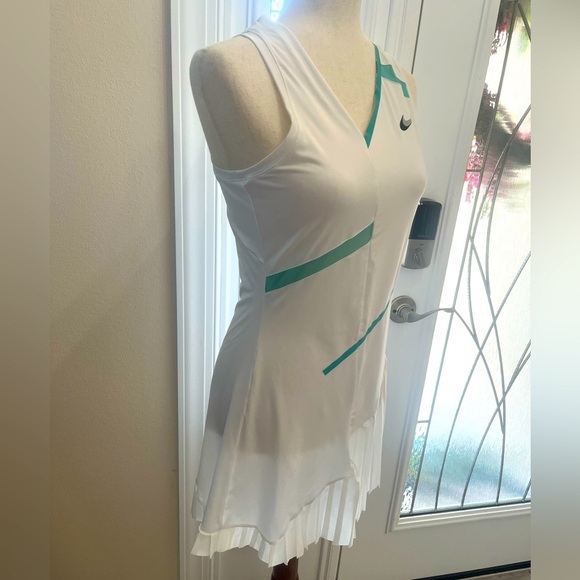 Nike Court Dri-FIT Women's Tennis Dress, White/Washed Teal/Wolf Grey - Picture 4 of 11